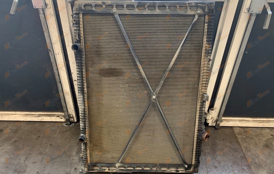 Радіатор для DAF Euro 6 MX11 1940148 запчастини AutoTrucks.com.ua
